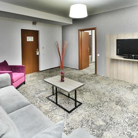 Hotel Europeca Craiova Exterior photo