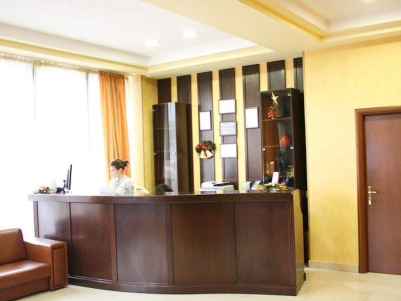 Hotel Europeca Craiova Exterior photo