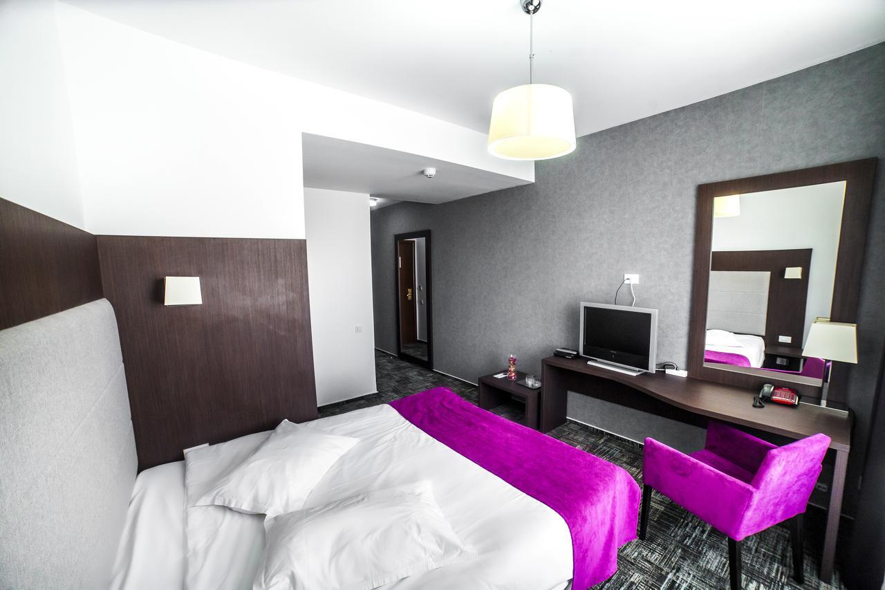 Hotel Europeca Craiova Exterior photo