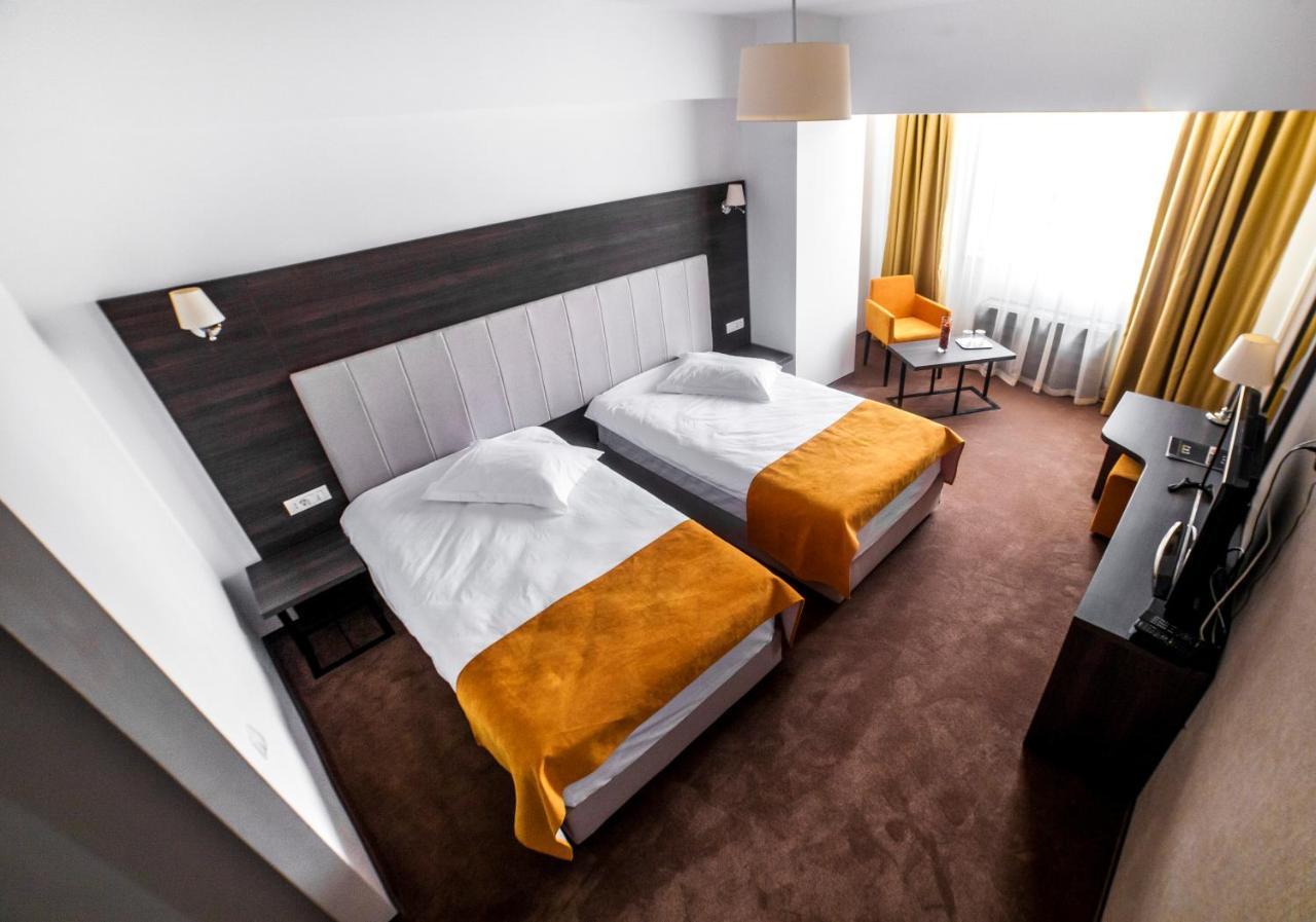 Hotel Europeca Craiova Exterior photo